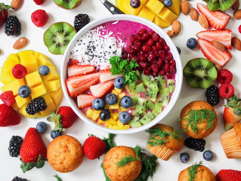 Berry Skyr Protein Parfait